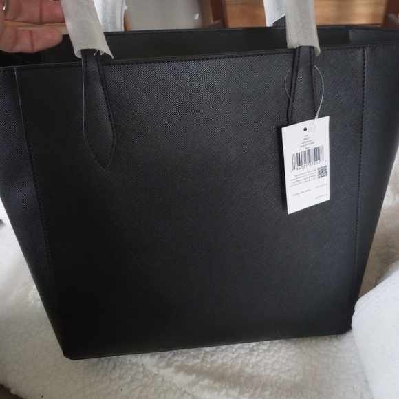 Kate Spade "dana" BLK; Never out of bag until I checked zippers! Gorgeous; NWT - Picture 2 of 11